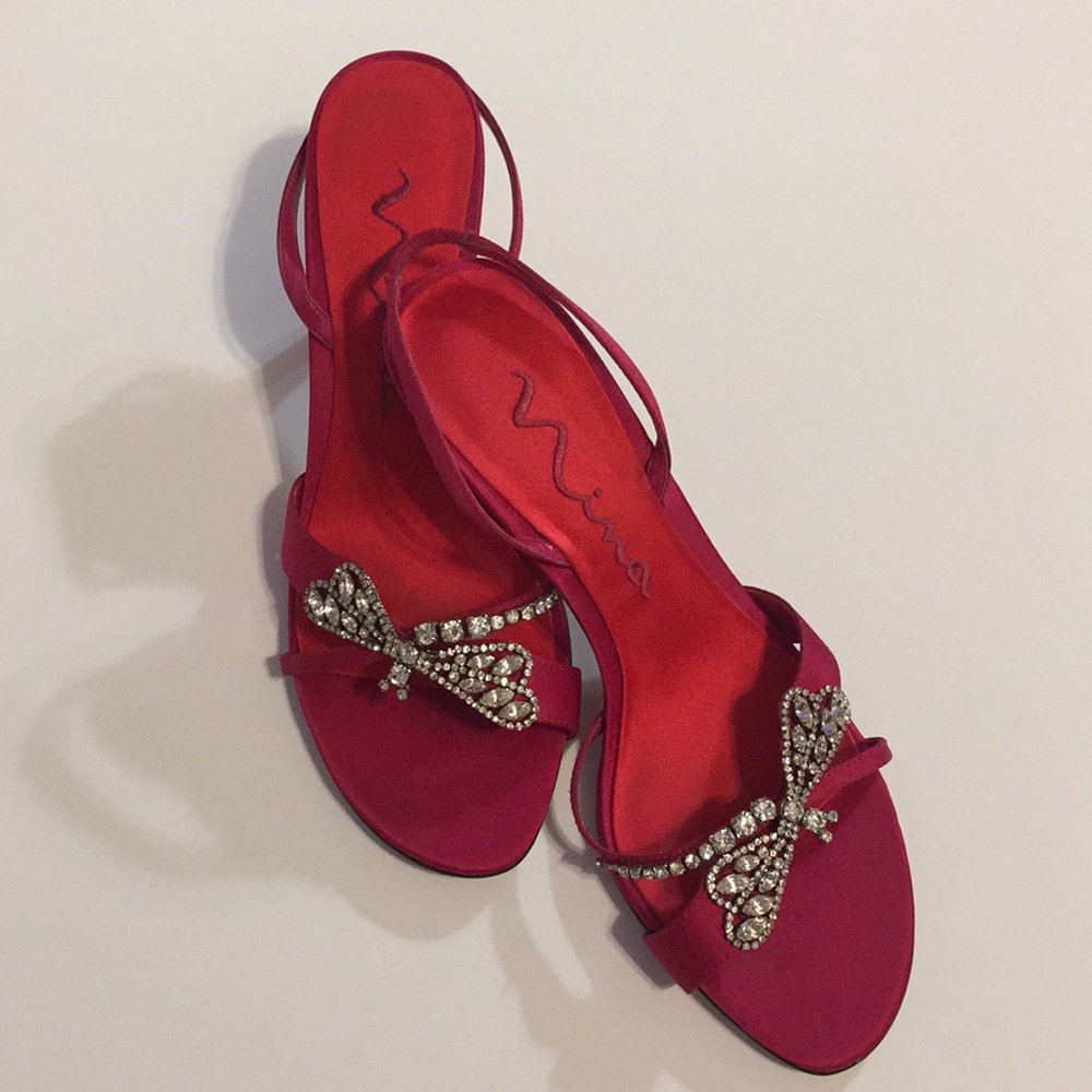 Nina Berry Luster Dragon Fly sandals size 8 M